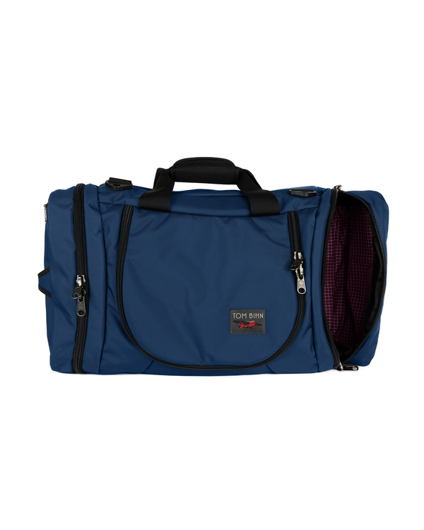 Aeronaut 30 with Deep Blue Ballistic exterior and an Acai 200 Halcyon interior.
